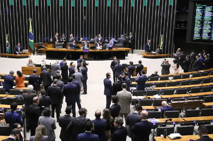 Câmara aprova PL antifacção e endurece penas para crime organizado