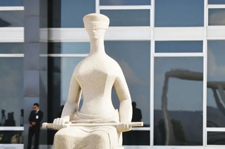 Defesa pede que STF apure vazamento de mensagens íntimas de Vorcaro