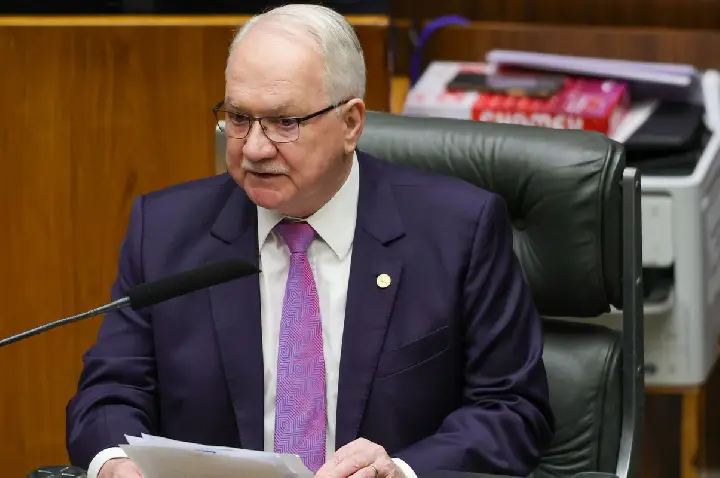 Fachin pede indicação de nomes para comissão sobre penduricalhos