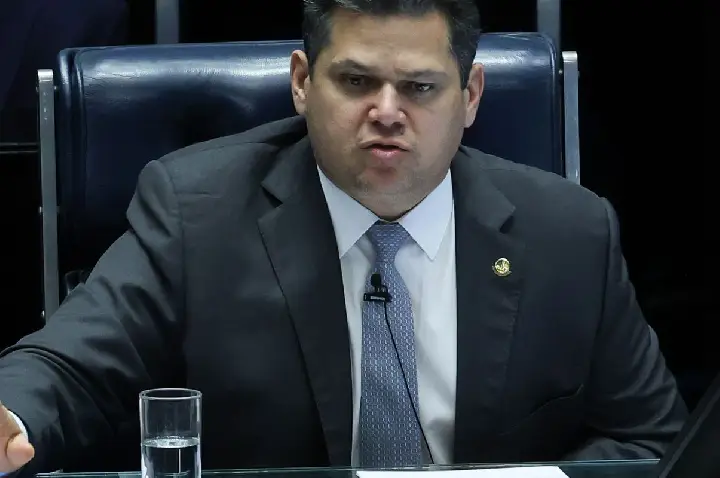 Parlamentares pedem a Alcolumbre nulidade de votação em CPMI do INSS