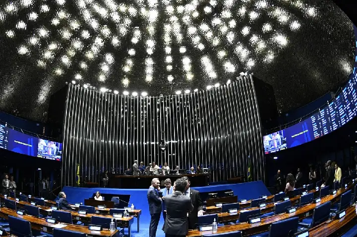 Senado aprova regras mais duras para condenados por morte de policiais