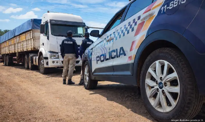 Suspeito é detido após tentar furtar quase 50 toneladas de soja em fazenda de Santiago do Norte