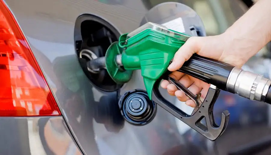 Petrobras anuncia aumento de R$ 0,41 no preço da gasolina e de R$ 0,78 no diesel