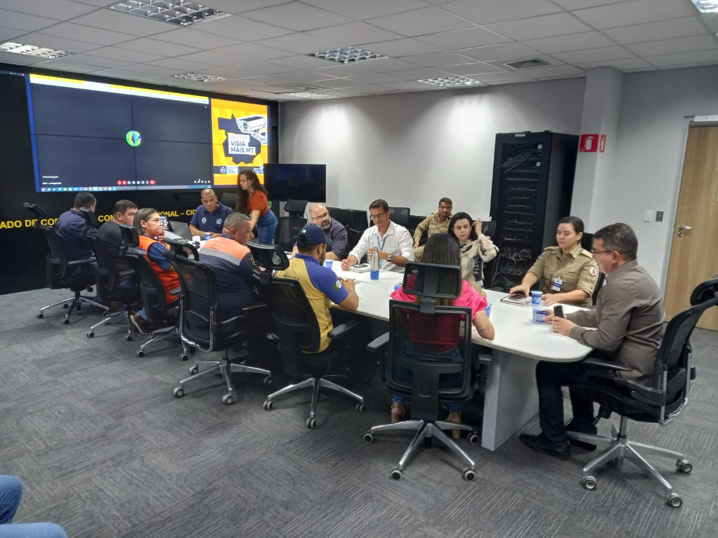 Bombeiros, Defesas Civis e Energisa esperam condição severa neste fim de semana