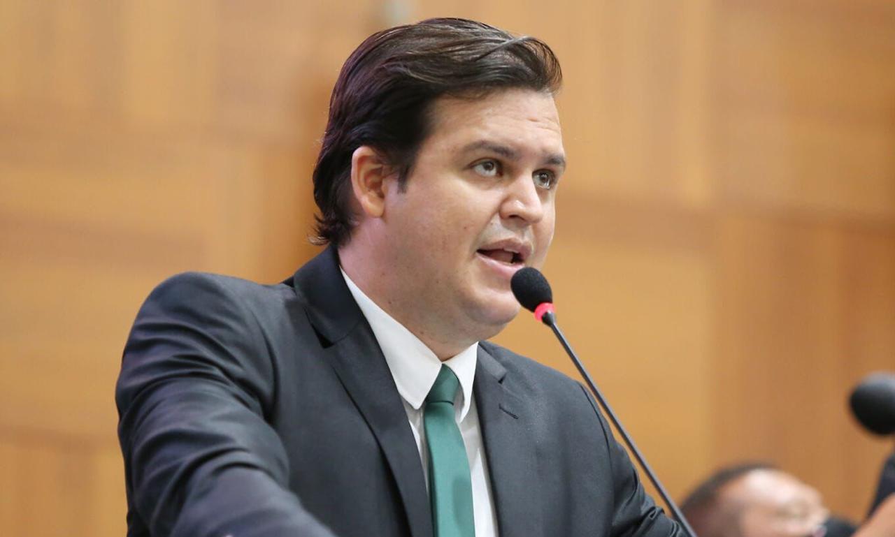 Deputado Thiago Silva solicita operação emergencial de tapa-buracos na MT-020 entre Canarana e Paranatinga